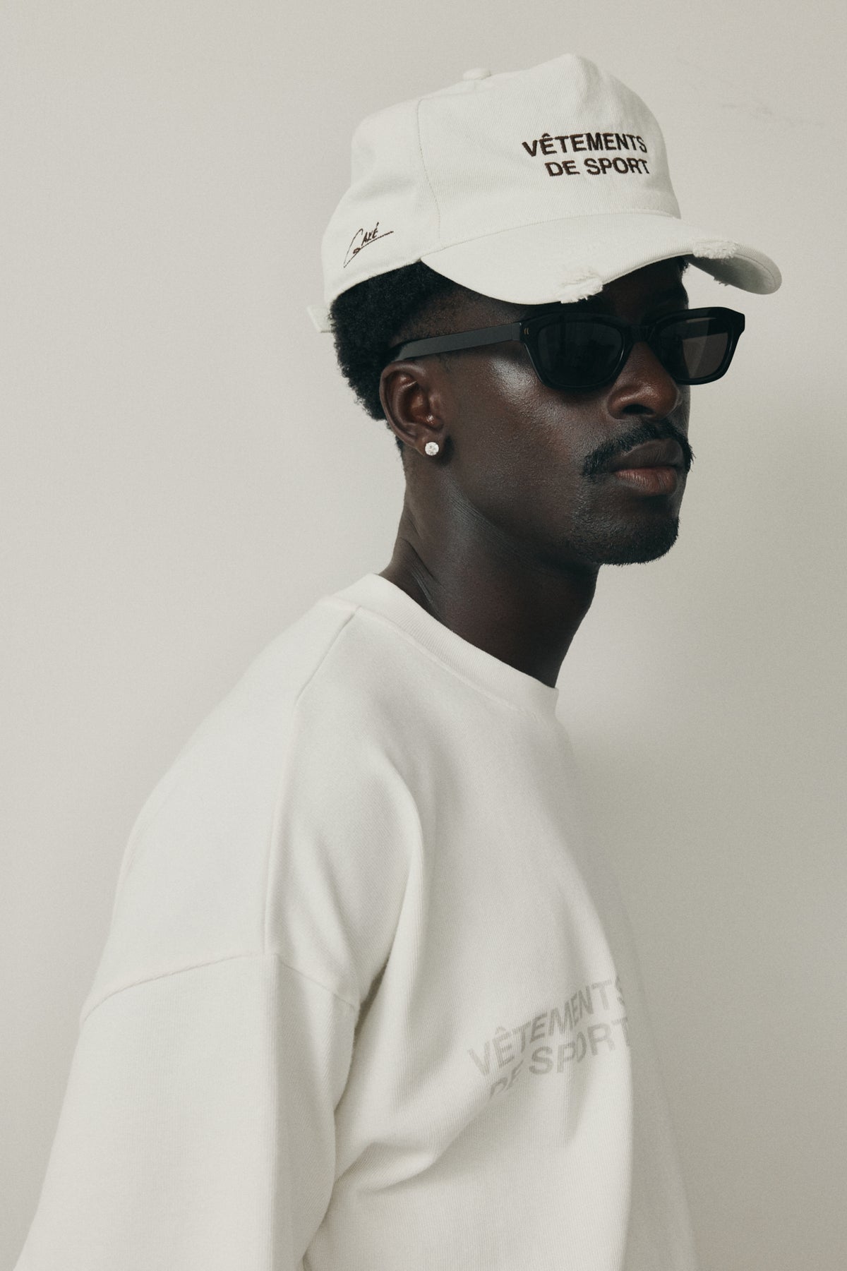 VDS Distressed Cap – Vintage White